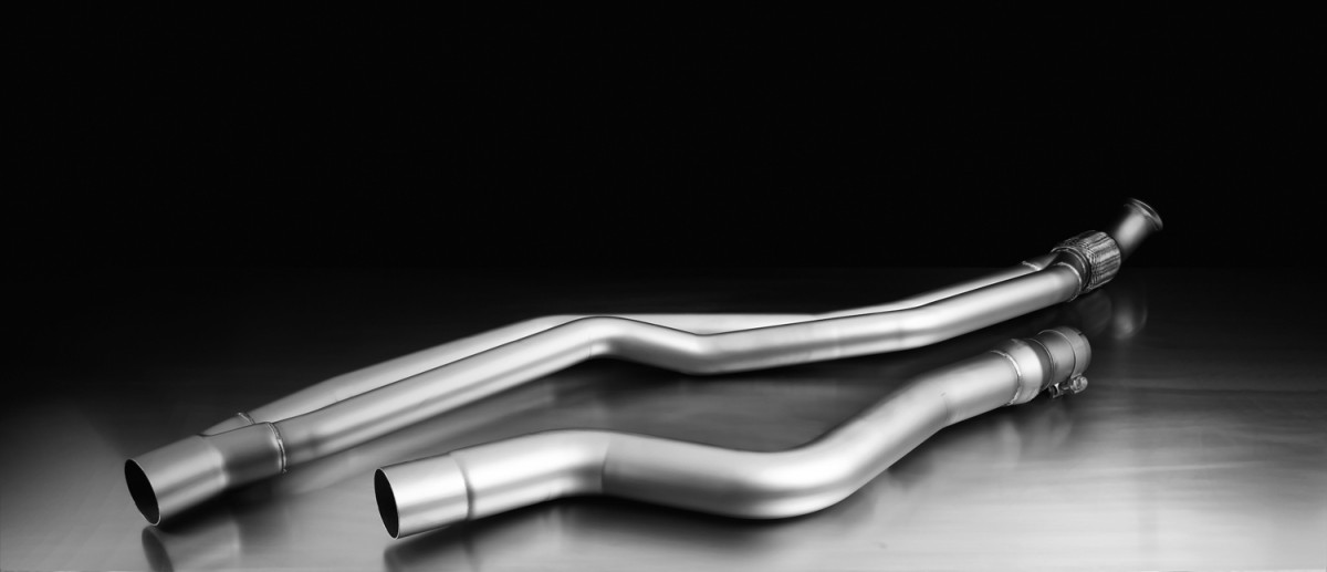 Resonated Cat back System Left/Right with 4 tail pipes 76 mm Black Chrome BMW : 3 Series F30/F31 328i