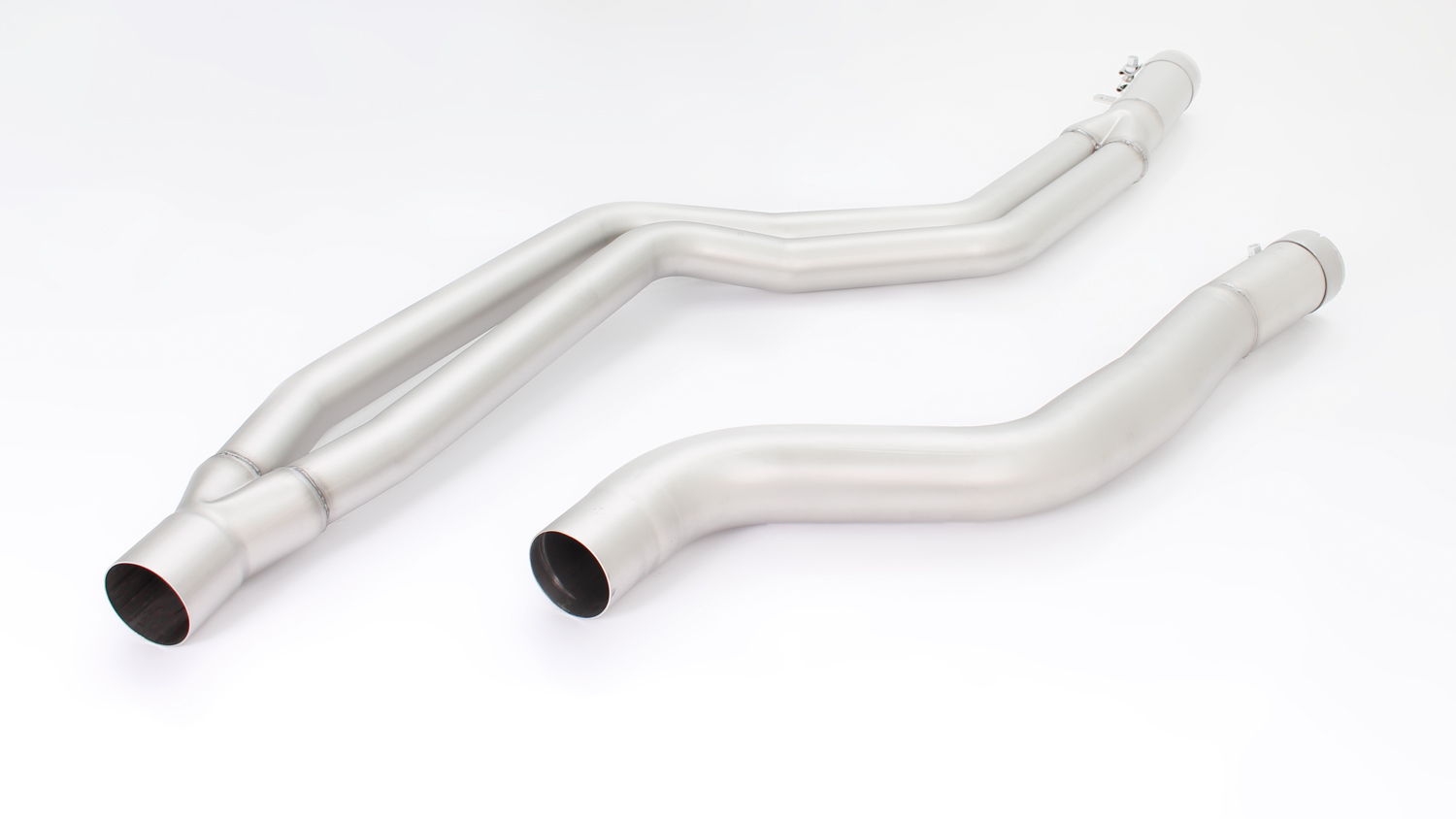 Non-Resonated Cat back System Left/Right with Integrated valves using the OE valve control system with 2 tail pipes 98 mm Black Chrome BMW : 2 Series F22/F23 M240i