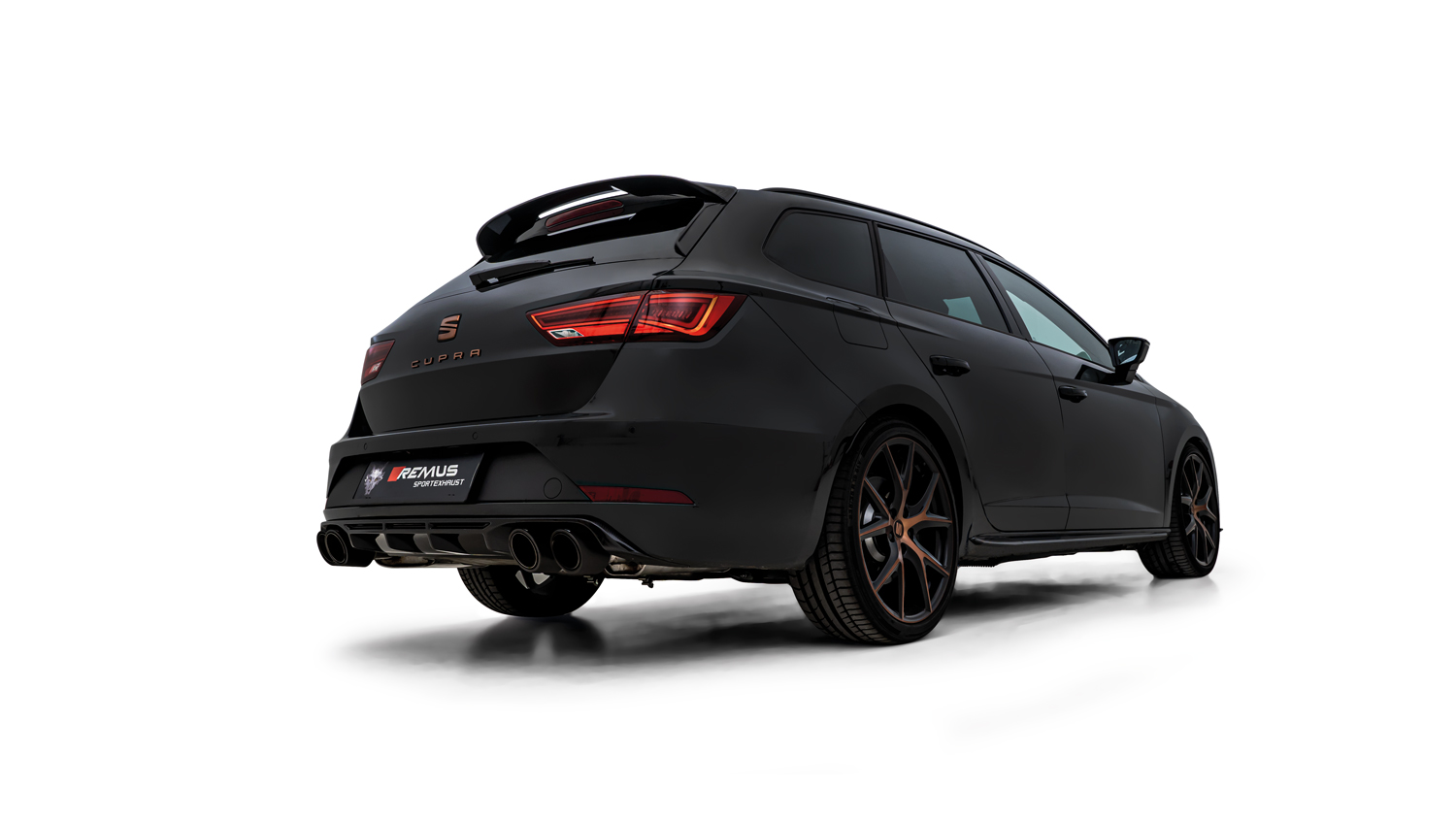 GPF back System Left/Right with 4 tail pipes 102 mm angled Seat : Leon 5F ST Estate 2.0 TSI Cupra R 4drive