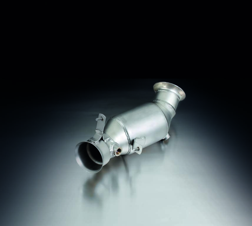 Resonated Turbo back System Left/Right with Integrated valves using the OE valve control system with 4 tail pipes 84 mm straight BMW : 3 Series F30/F31 335i